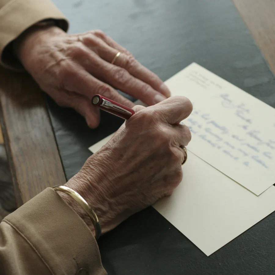 Le courrier papier : encore utile ou pur vestige ? - Le Groupe Maurice - Résidences pour personnes âgées