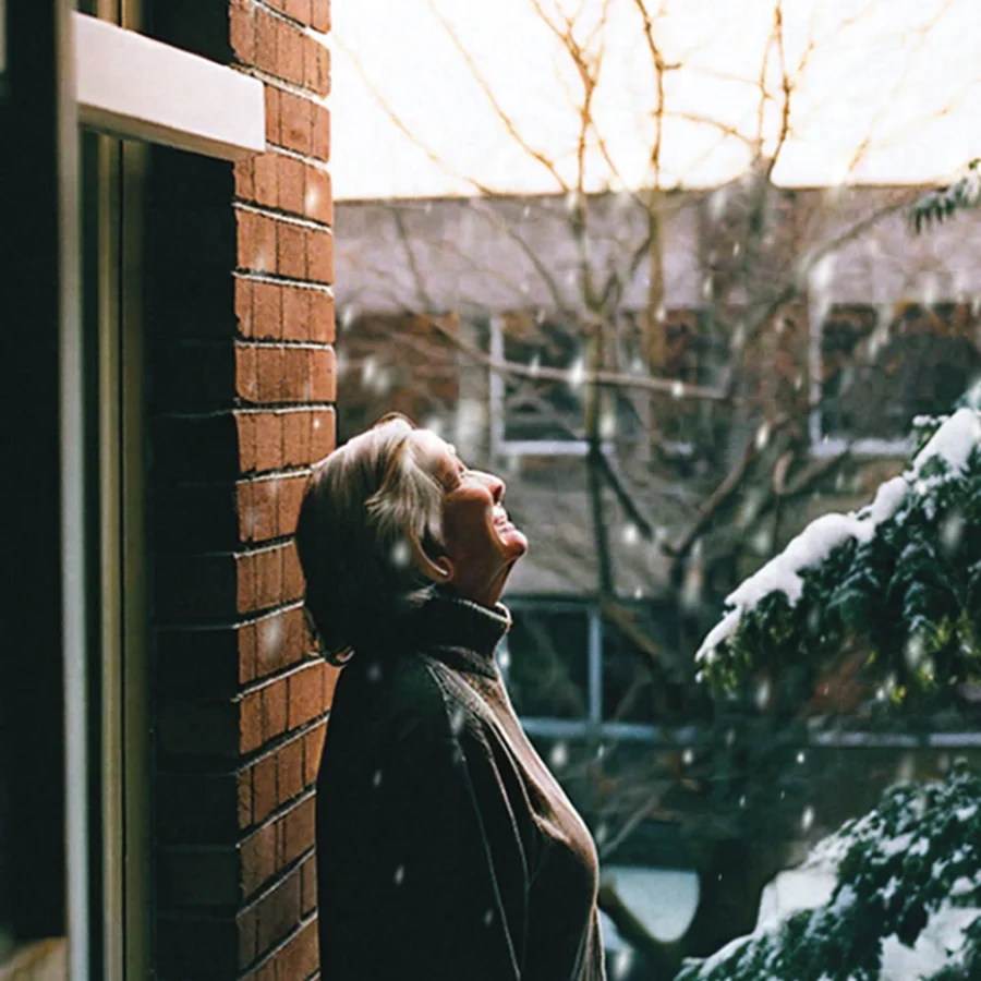 Les avantages de vivre en résidence pour aînés en hiver ! - Le Groupe Maurice - Résidences pour personnes âgées - The advantages of living in a seniors’ residence in winter!